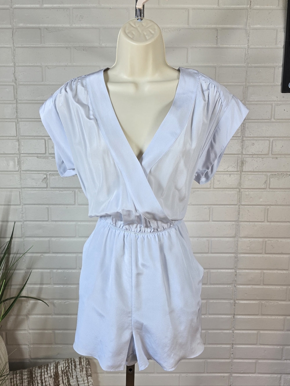 Babaton Baby Blue Silk Romper V-Neck Short Sleeve Size Medium